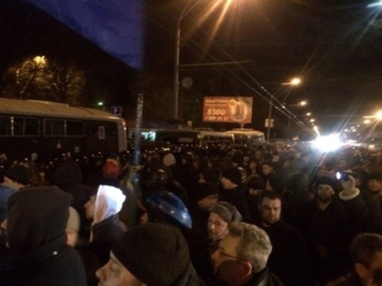По данным МВД, пострадали около 20 беркутовцов