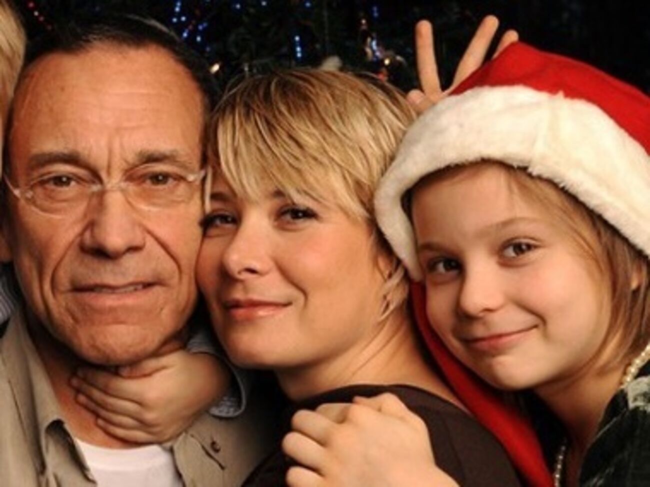 Кончаловский с женой Юлей и дочкой Машей