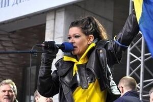 Руслана на первом в 2014 году Народном вече