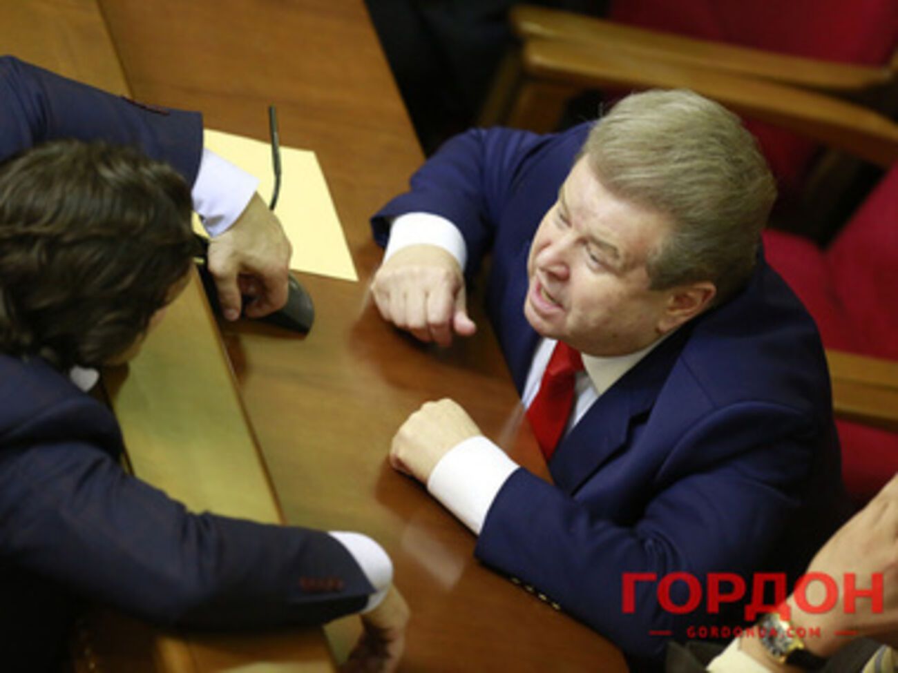 Поплавский, Пилипишин и Бадаев дебютировали в Верховной Раде, но поработать им не дали. Фоторепортаж