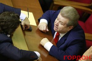 Поплавский, Пилипишин и Бадаев дебютировали в Верховной Раде, но поработать им не дали. Фоторепортаж