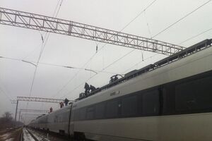 Под Киевом сломался очередной Hyundai. Фоторепортаж