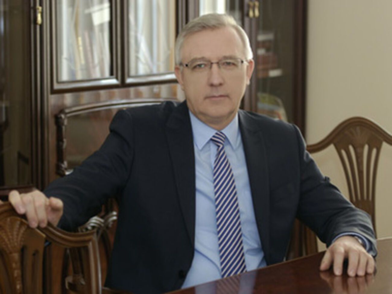 Новохатько грозит увольнение
