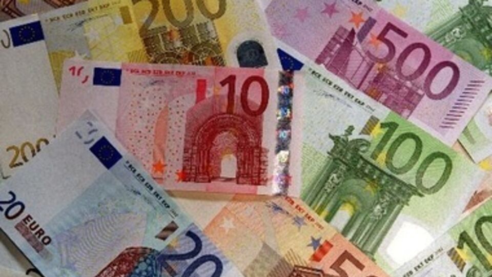 Вильнюс рассчитывает ввести евро с 2015 года