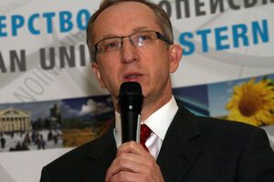 ЕС поддерживает политическое урегулирование кризиса