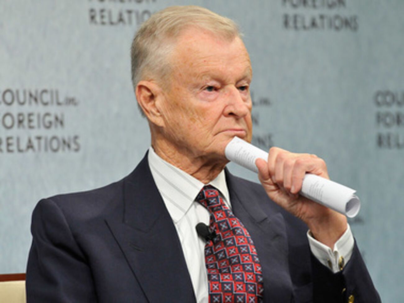 Бжезинский раскритиковал политику Януковича