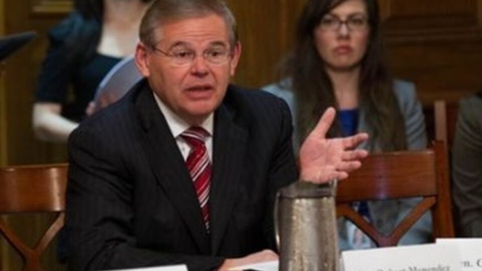 Роберт Менендез