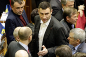 Кличко: Оппозиция инициирует отставку президента, если он подпишет сегодняшние законы