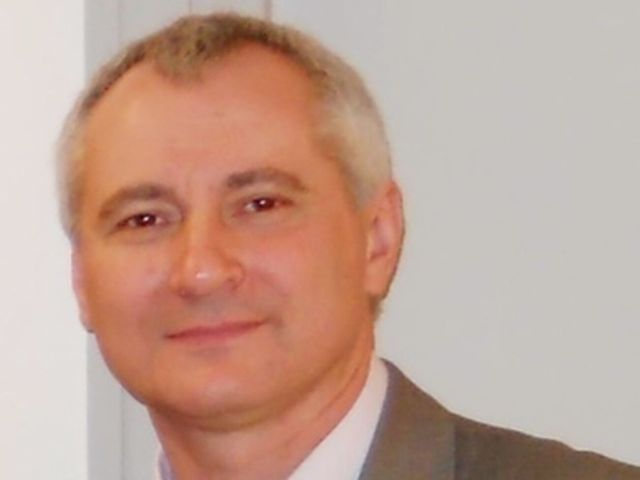 Владимир Мельник