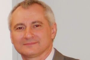 Владимир Мельник