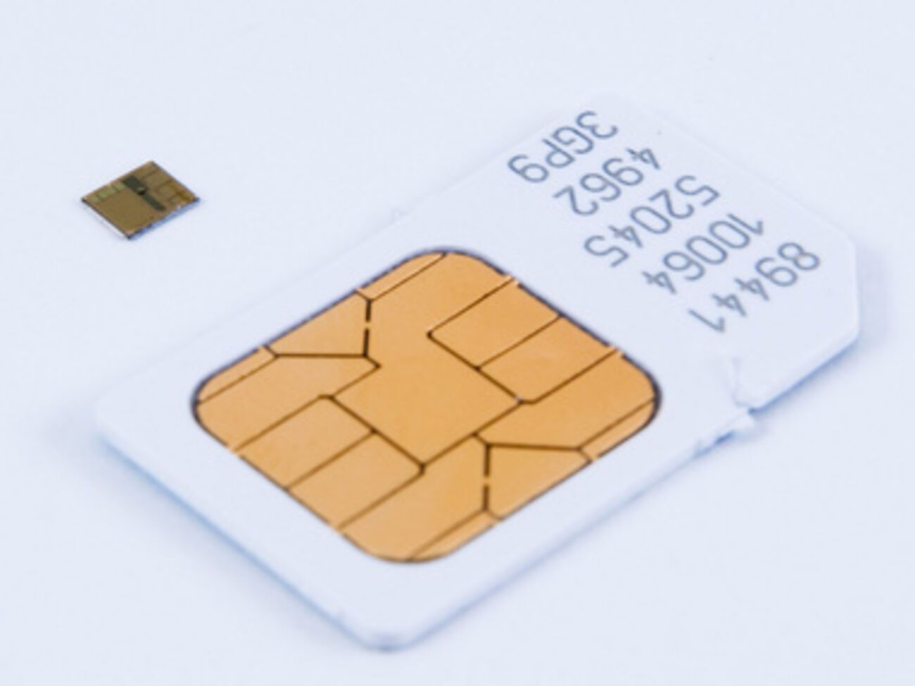 Продажи стартовых пакетов выросли в 15 раз