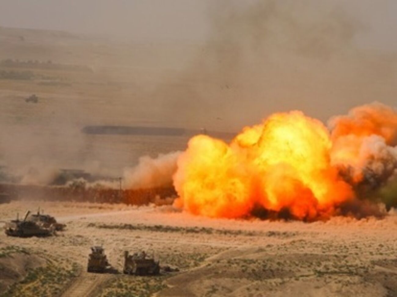 Террористы контролируют северные регионы страны