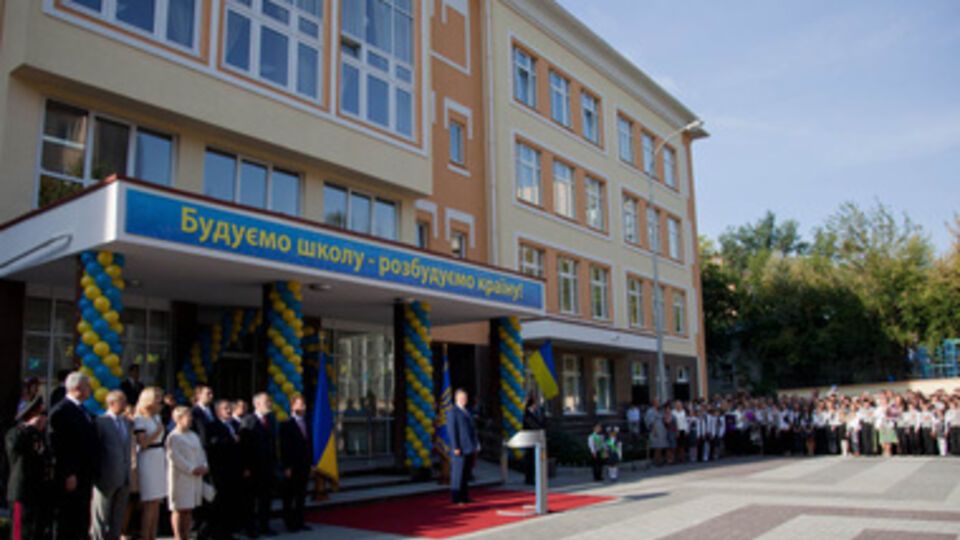 В стране формируется прослойка недообразованных людей