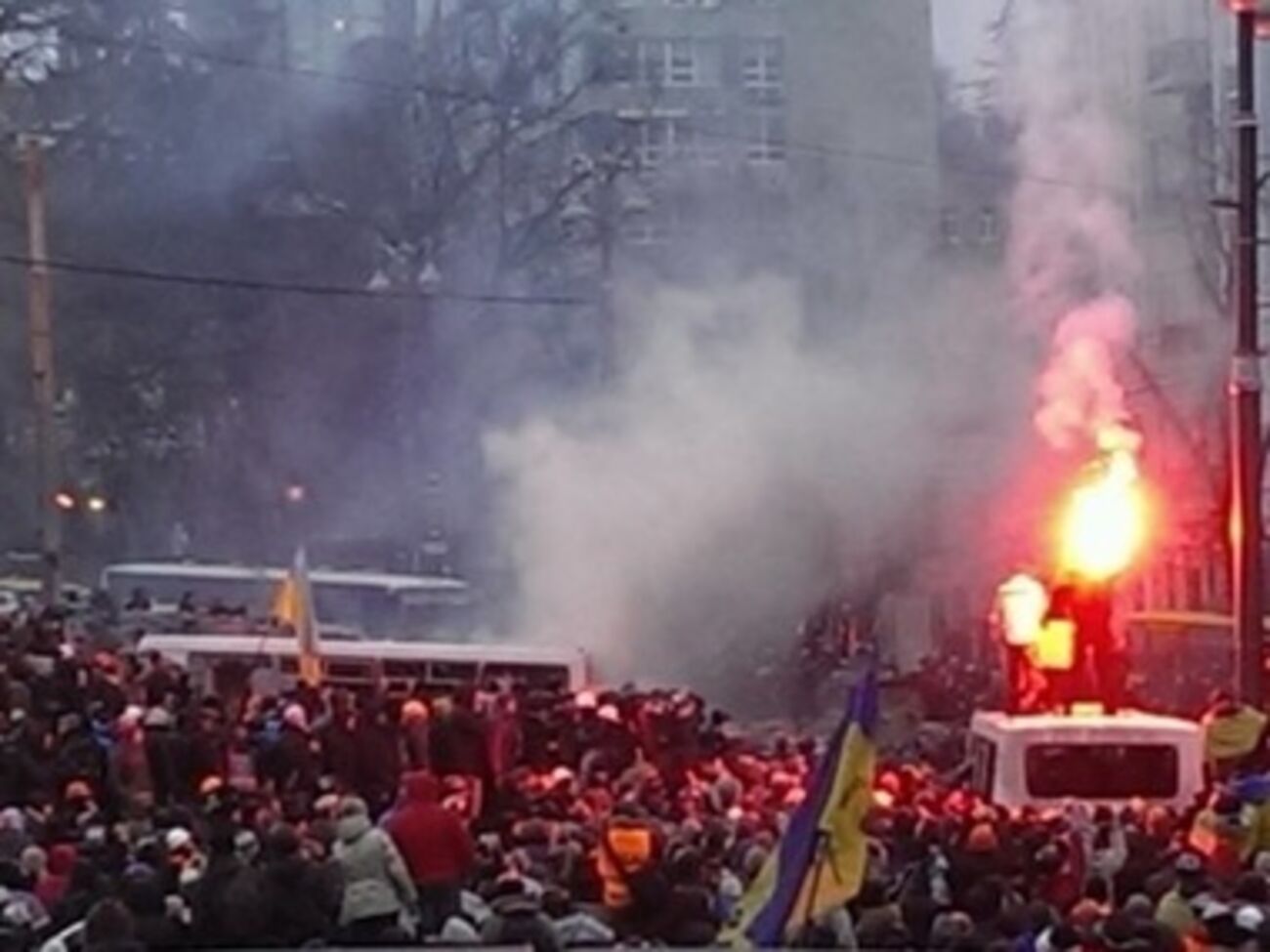 Столкновения на Грушевского. Фоторепортаж