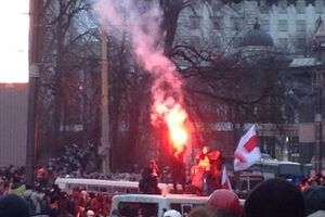 Митинг на Грушевского