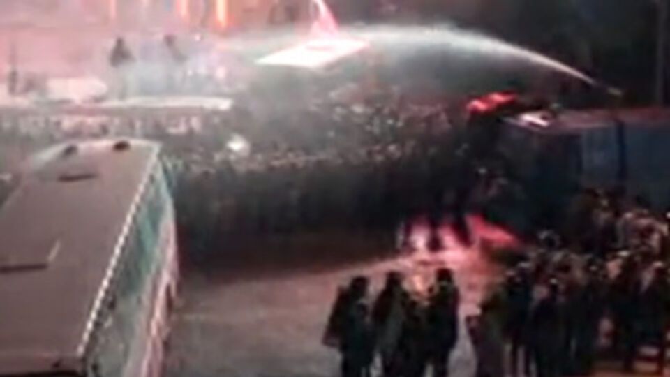 МВД: Водомет против митингующих не применялся