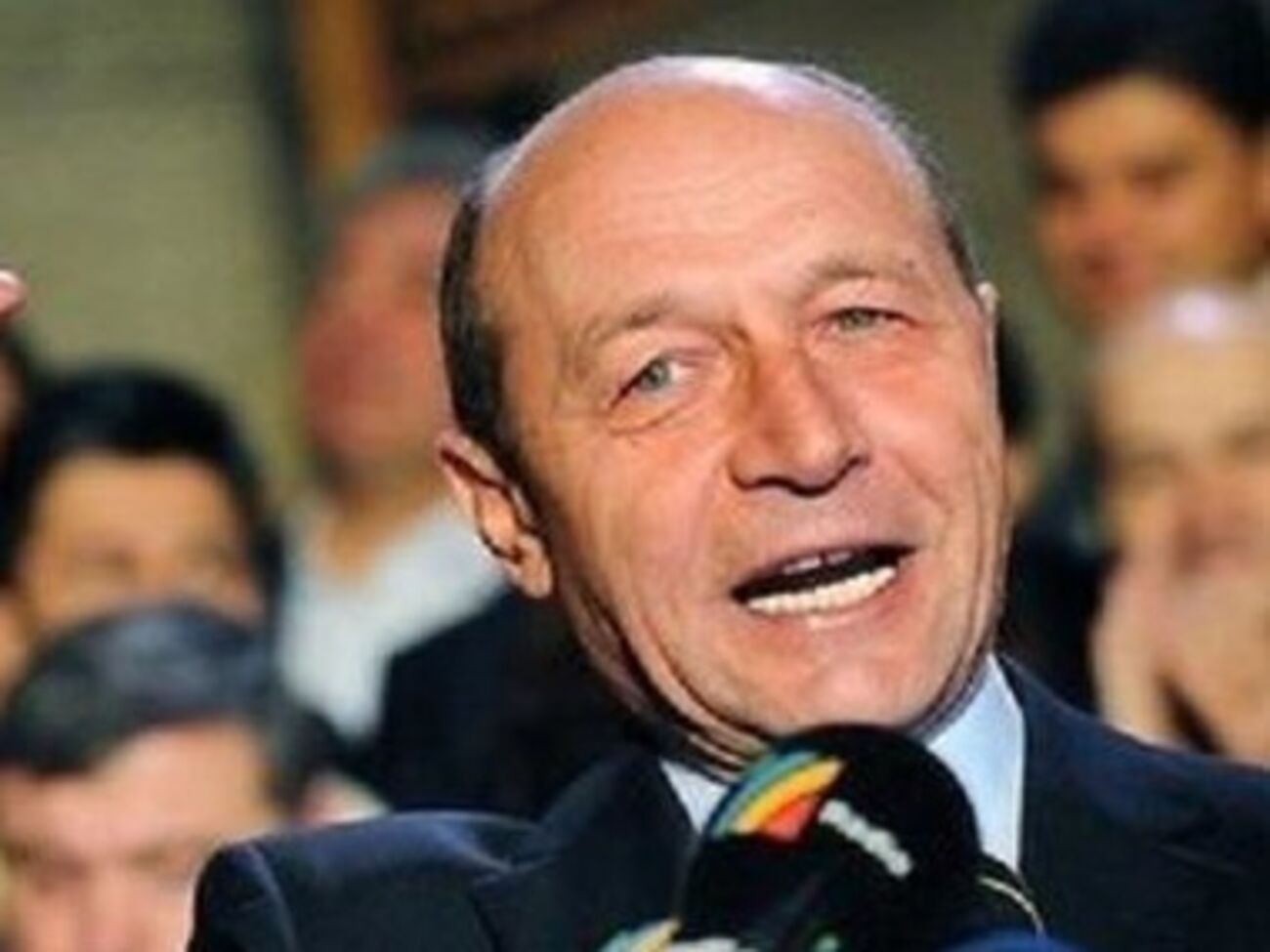 Бэсеску будет претендовать на Молдову