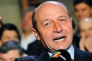 Бэсеску будет претендовать на Молдову