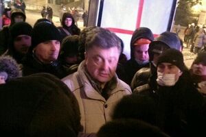 Порошенко на Грушевского