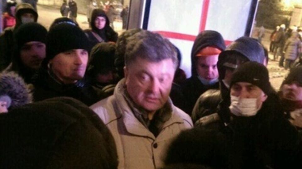 Порошенко на Грушевского