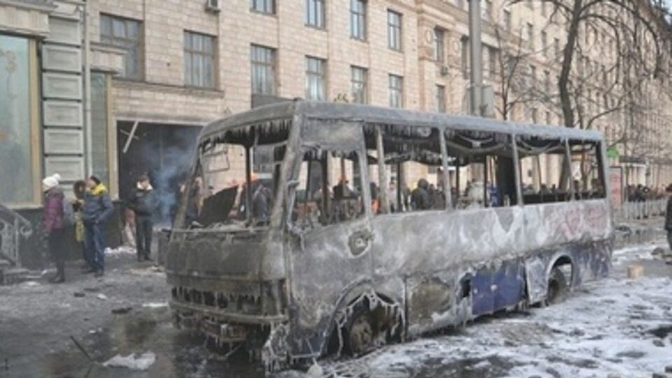 Беркутовцы поделились в соцсетях снимками с Грушевского. Фоторепортаж