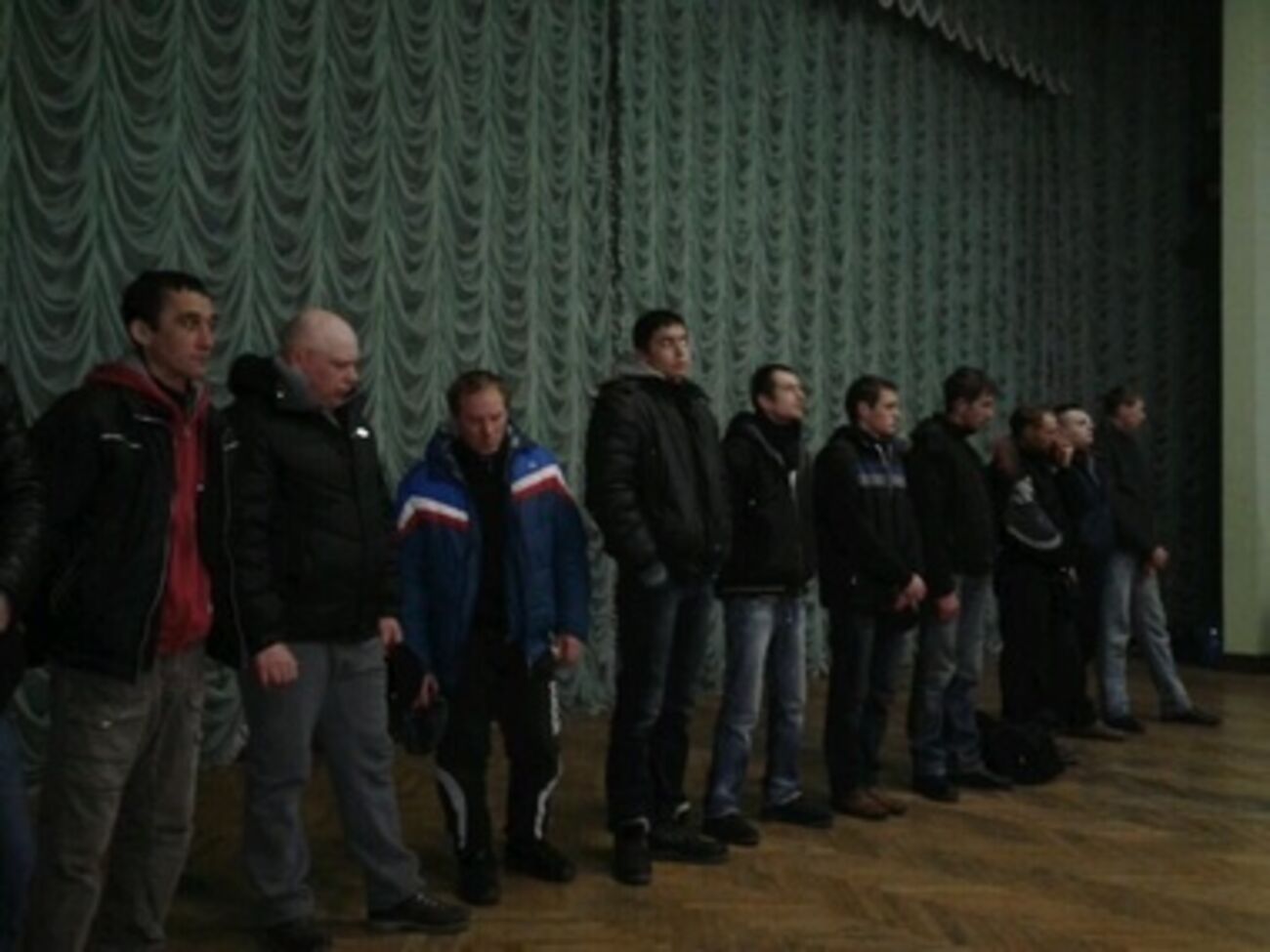 "Титушки" в Доме профсоюзов