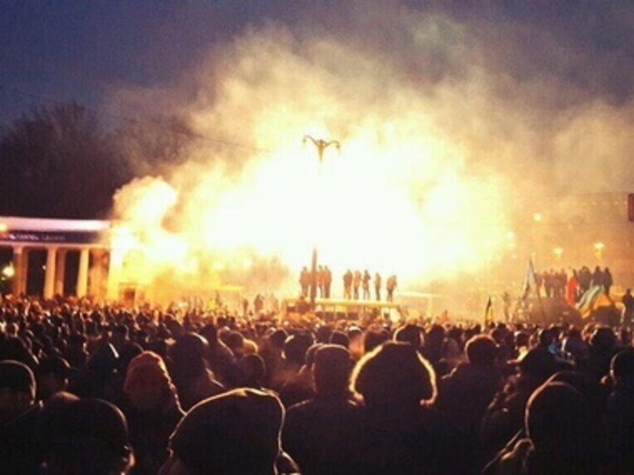 Столкновения на Грушевского