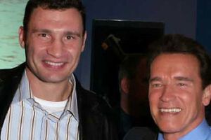 Шварценеггер поддержал украинцев