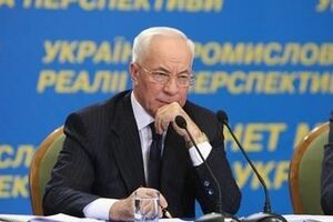 Азаров не боится международного давления
