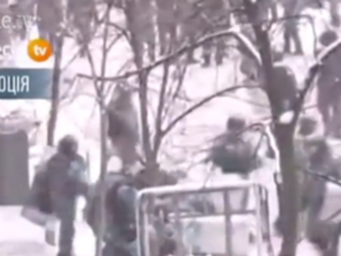 "Беркут" наступает небольшими группами