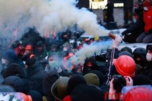 Столкновения на Грушевского