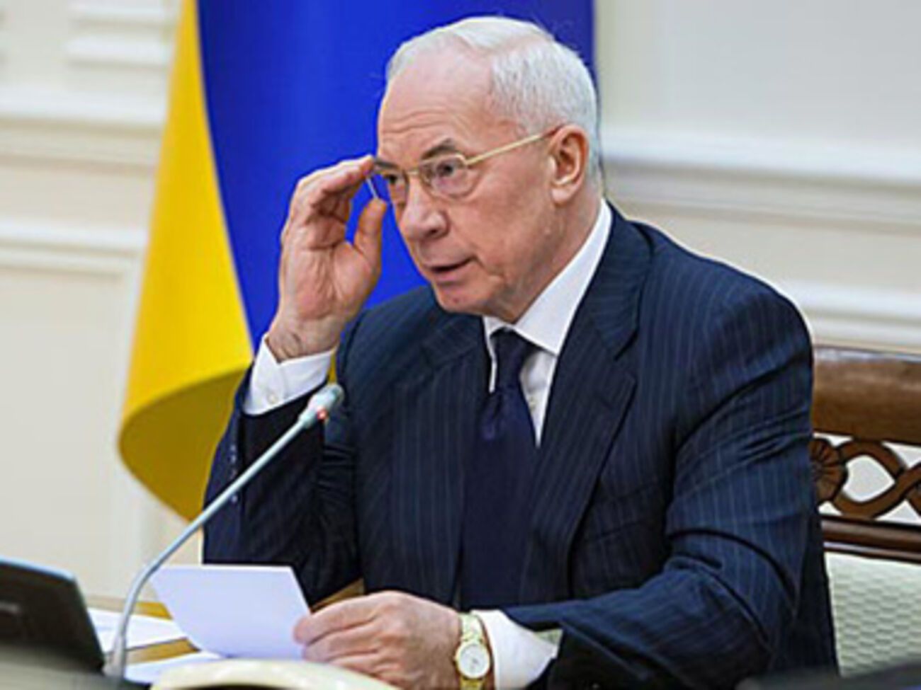 Постановление №12 подписал Азаров