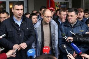 Оппозиция дала Януковичу 24 часа на прекращение кровопролития