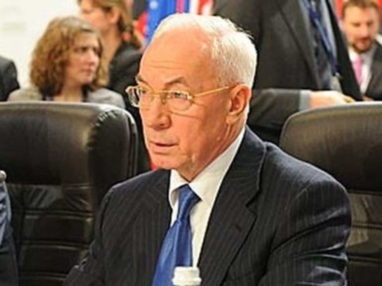 Николай Азаров