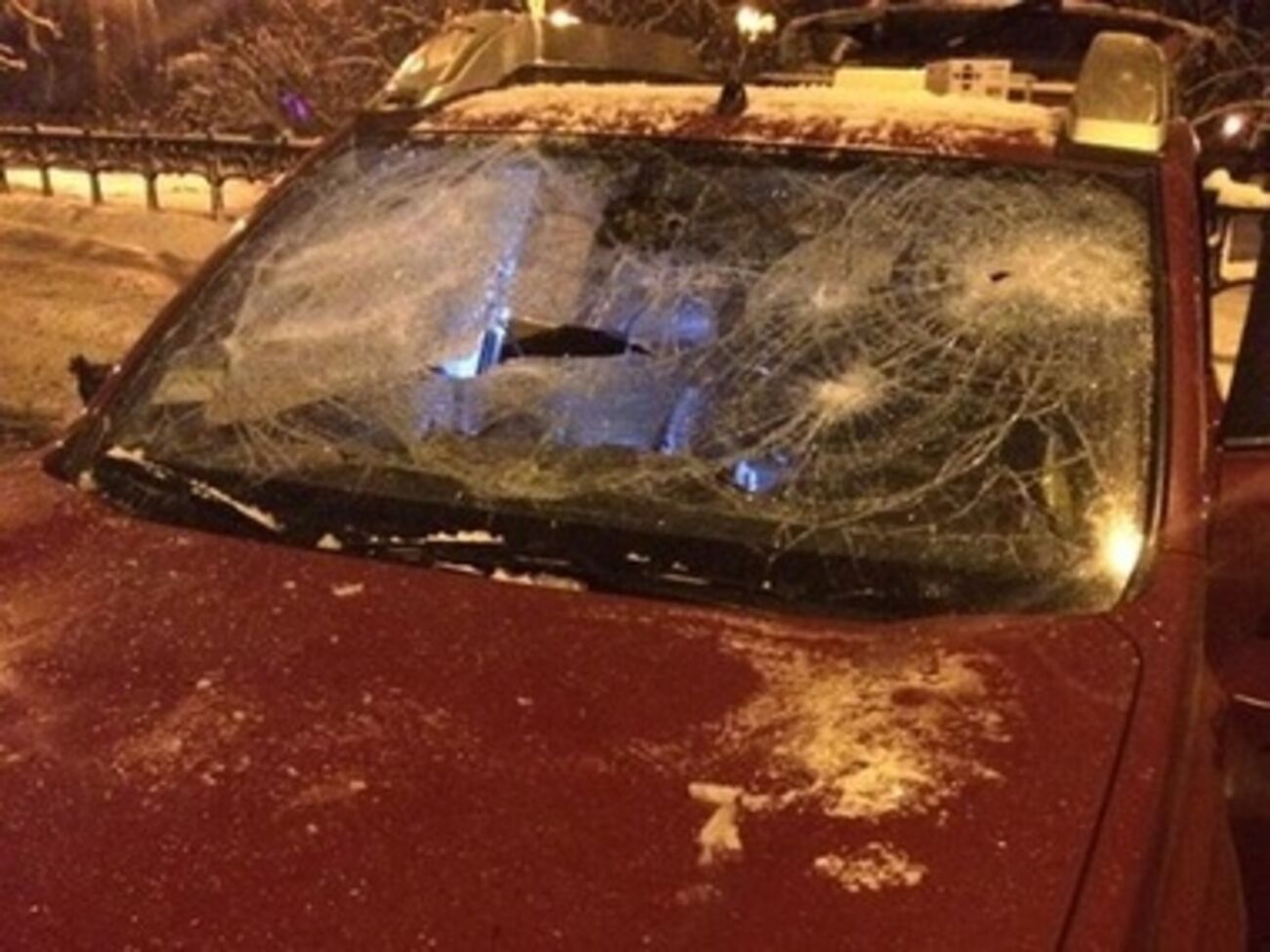 Побитые машины Автомайдана