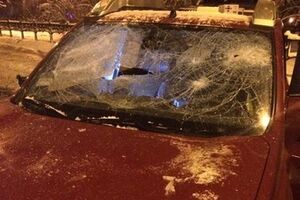 Побитые машины Автомайдана