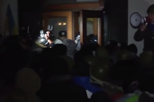 Тернополяне прошли кордоны милиции