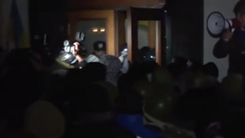 Тернополяне прошли кордоны милиции