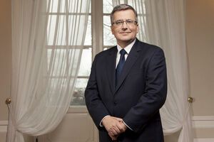 Бронислав Коморовский