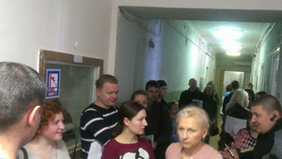 В центре сдачи крови образовались очереди