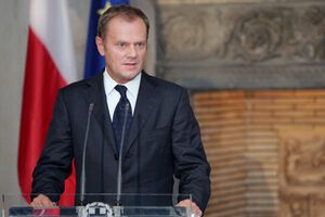 Туск: Польша поддерживает евровыбор Украины