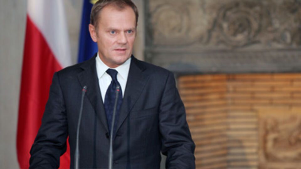 Туск: Польша поддерживает евровыбор Украины