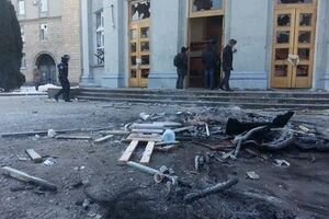 Здание Черкасской ОГА на рассвете