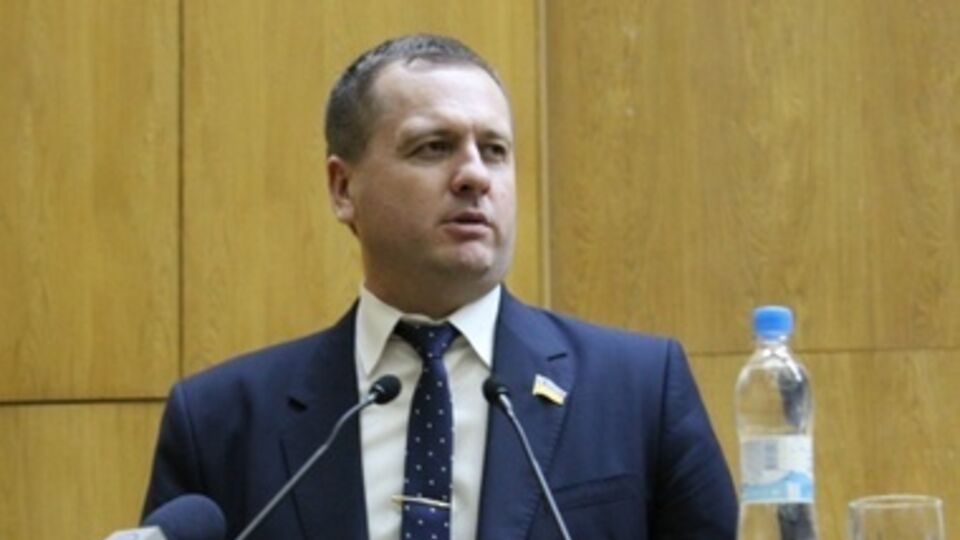 Регионалы не отвечают позиции общественности
