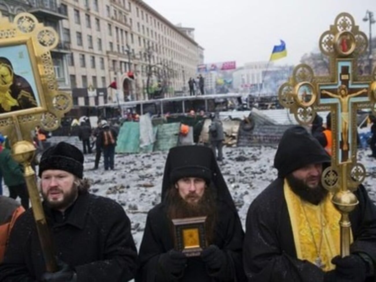 Священники на Евромайдане