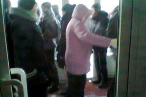 Сторонники Евромайдана заняли Полтавский облсовет