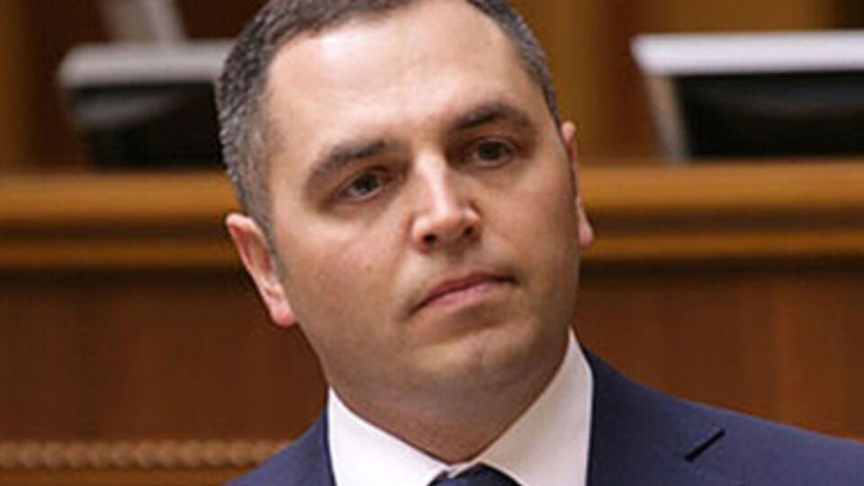 Портнов: Янукович согласен изменить Конституцию и перейти к парламентско-президентской республике