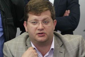 Владимир Арьев