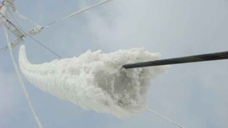 Электроснабжение нарушено из-за погодных условий