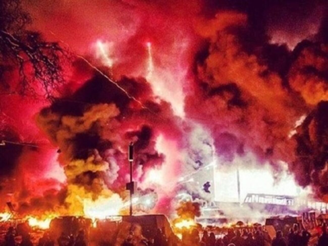 Сообщество поражает жестокостью